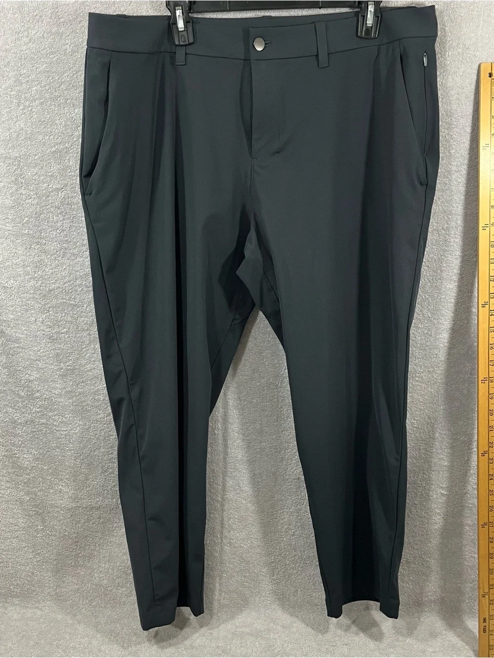 Lululemon ABC Classic Fit Pant Mens 38 Dark Gray ABC 38x26 Stretch LM5AQGS